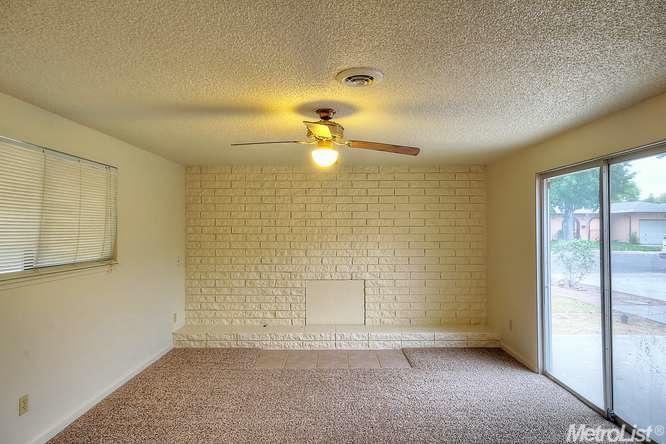 2405 Apache Ln, Modesto, CA 95350 photo 1