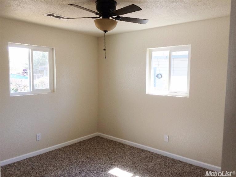 444 Gage St, Planada, CA 95365 photo 10