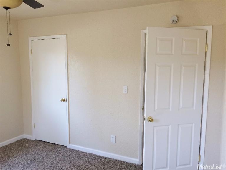 444 Gage St, Planada, CA 95365 photo 13