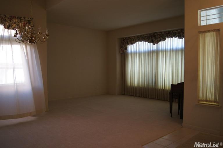 2565 Carmichael Way, Turlock, CA 95382 photo 3