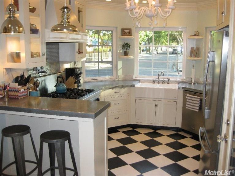 135 Maynell Ave, Modesto, CA 95354 photo 9