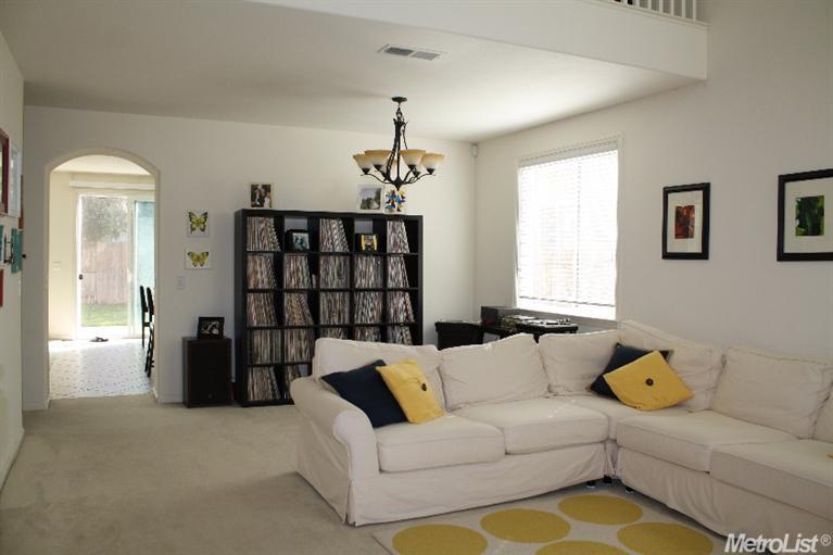 2436 Kaslin Dr, Modesto, CA 95355 photo 3