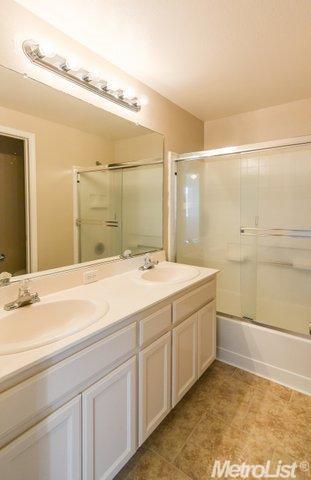 461 S Manley, Ripon, CA 95366 photo 12