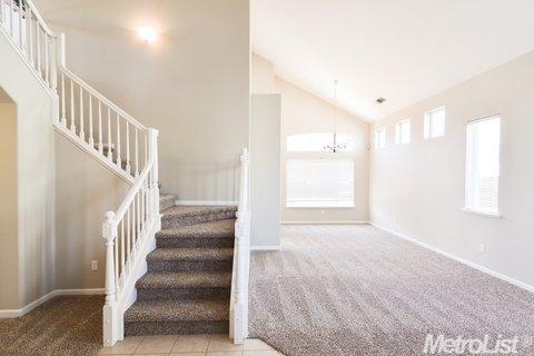 461 S Manley, Ripon, CA 95366 photo 4