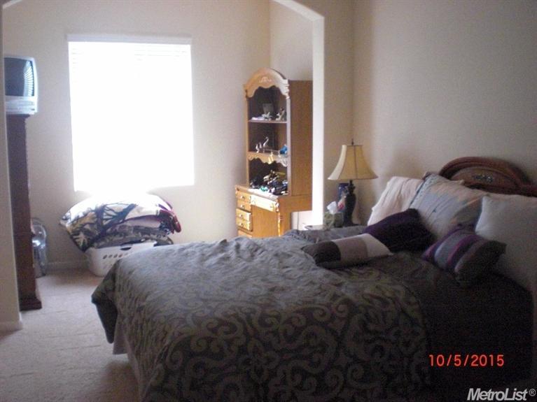 1075 Nello Way, Manteca, CA 95337 photo 17