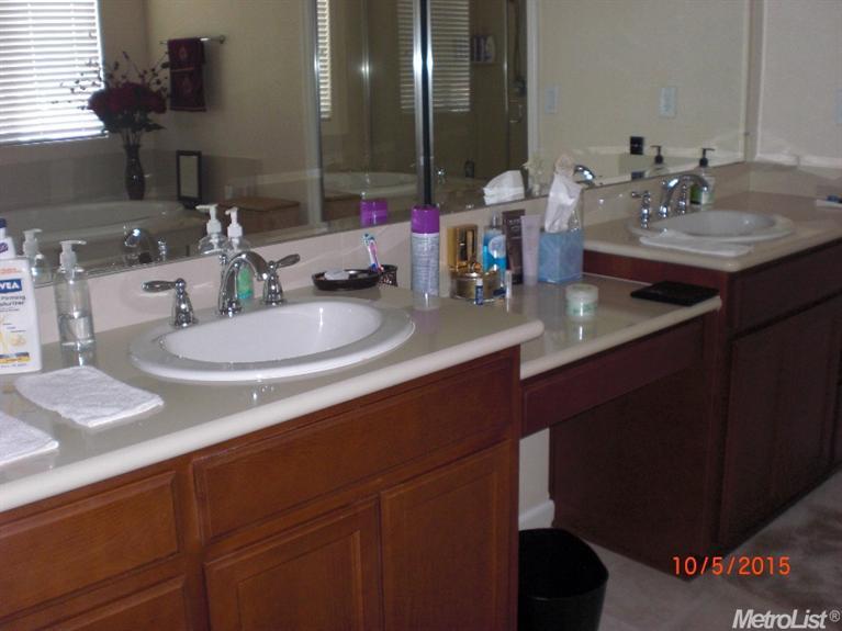 1075 Nello Way, Manteca, CA 95337 photo 22