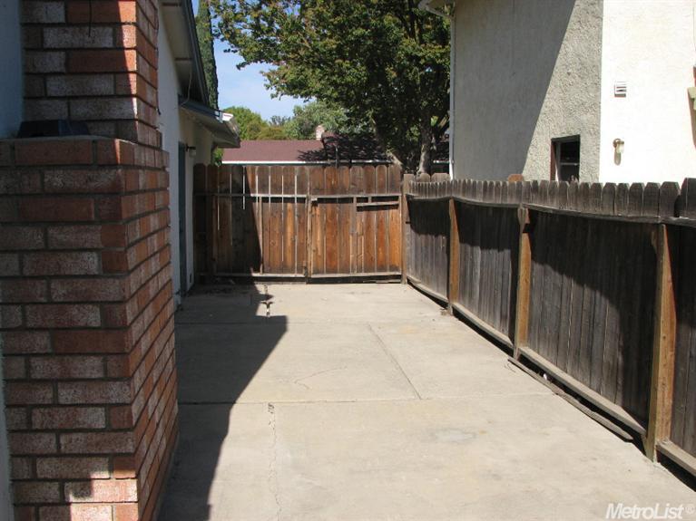 1024 Noarco, Modesto, CA 95356 photo 13
