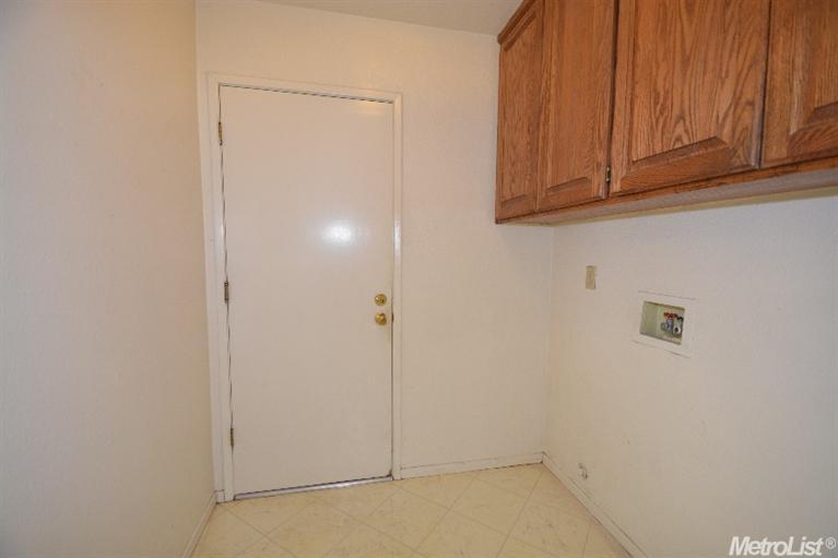 1009 Changason Way, Modesto, CA 95351 photo 11