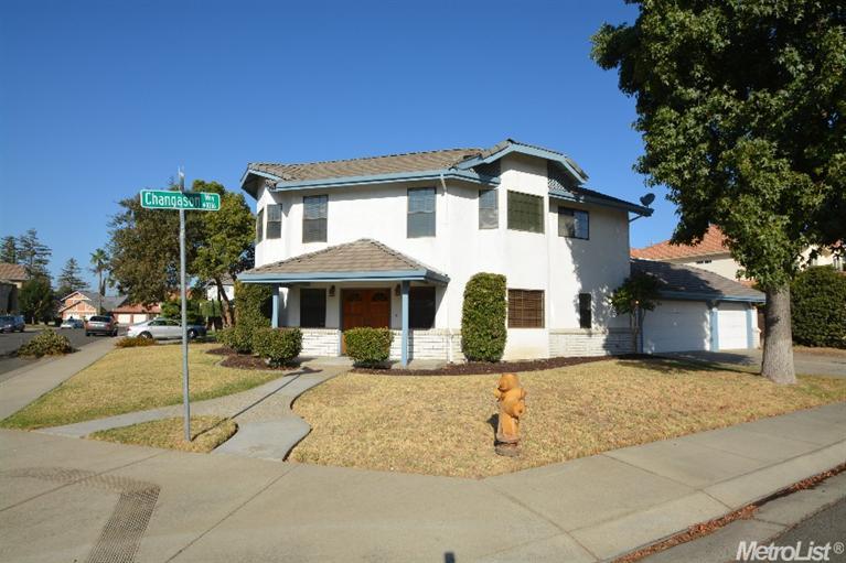 1009 Changason Way, Modesto, CA 95351 photo 2
