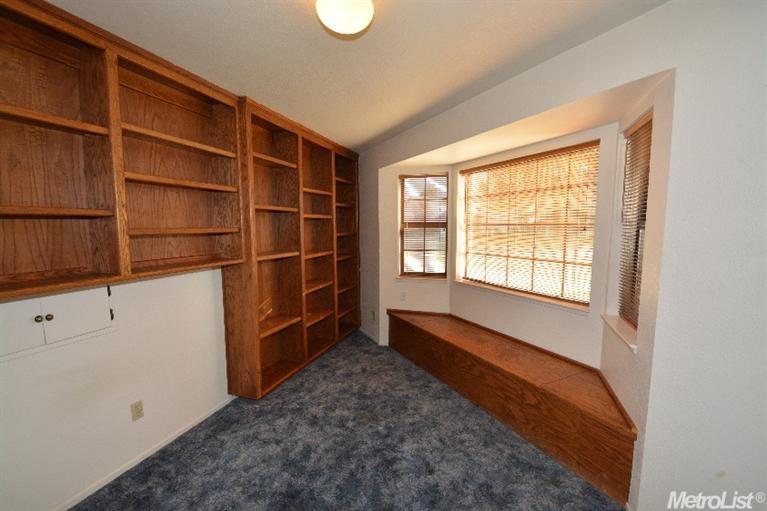 1009 Changason Way, Modesto, CA 95351 photo 4