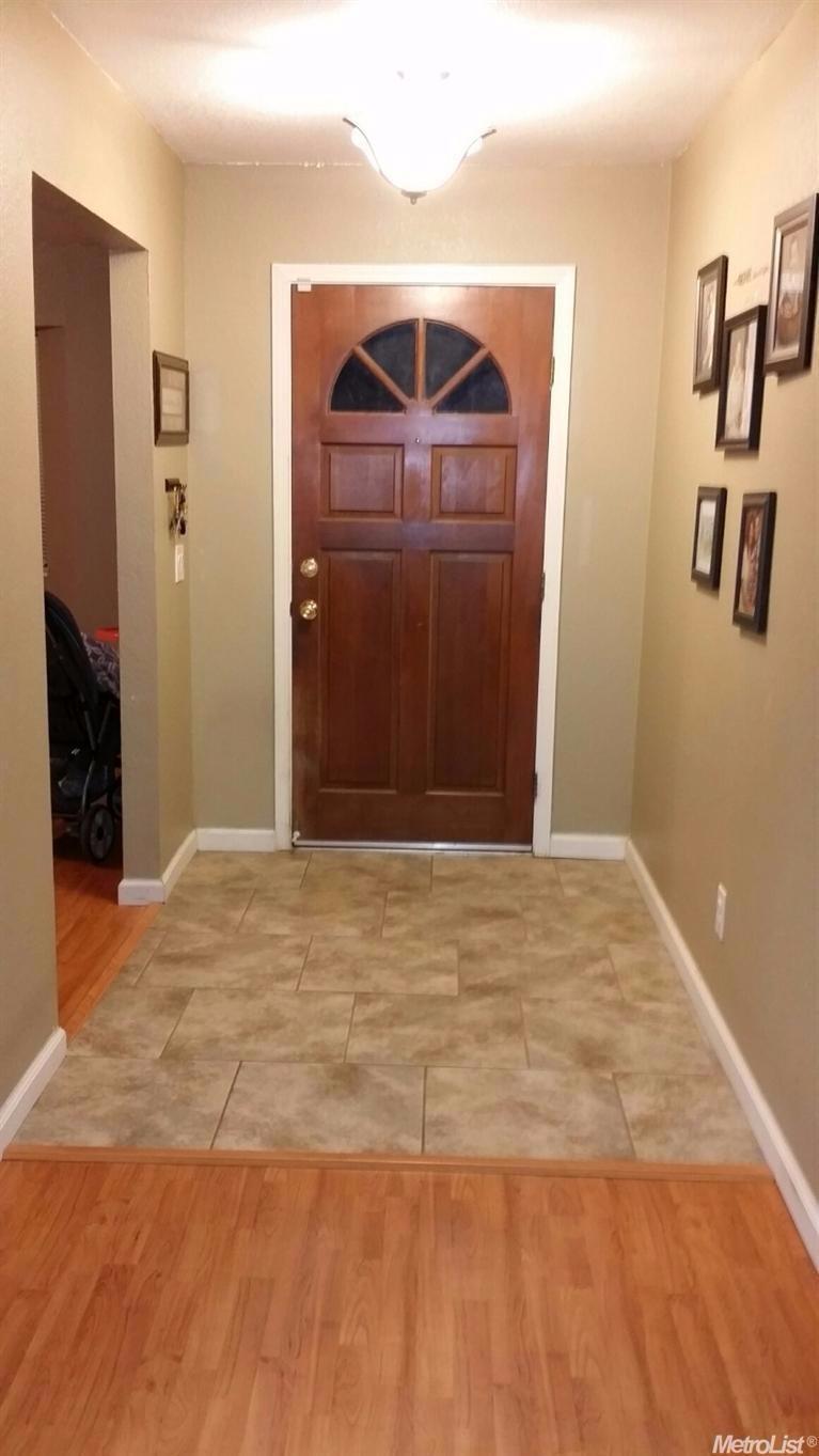 2612 Canyon Dr, Modesto, CA 95351 photo 2