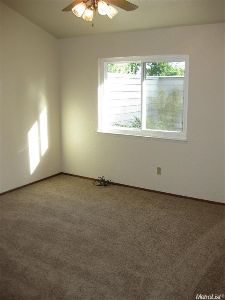 2260 Chelmsford Dr, Modesto, CA 95356 photo 15