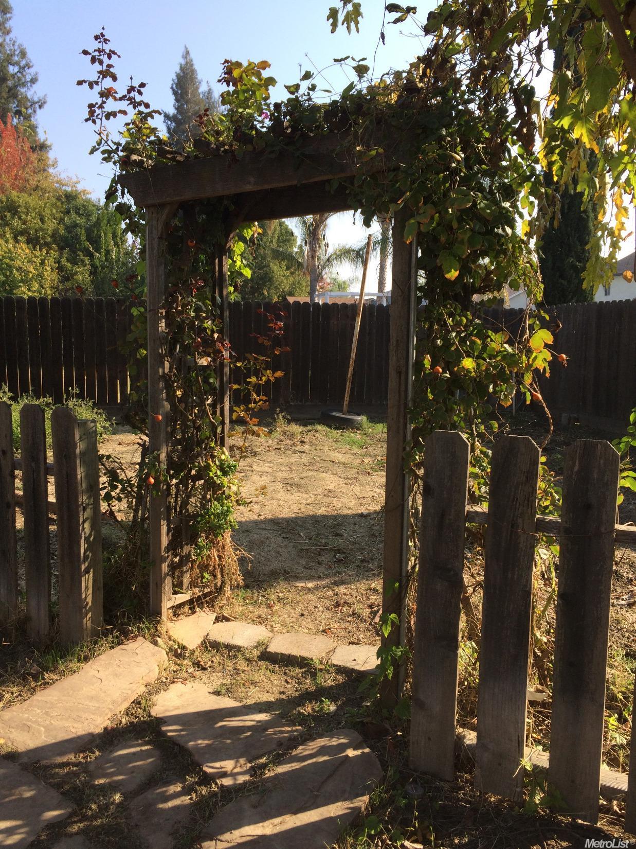 928 Rolling Oak Ct, Modesto, CA 95351 photo 17