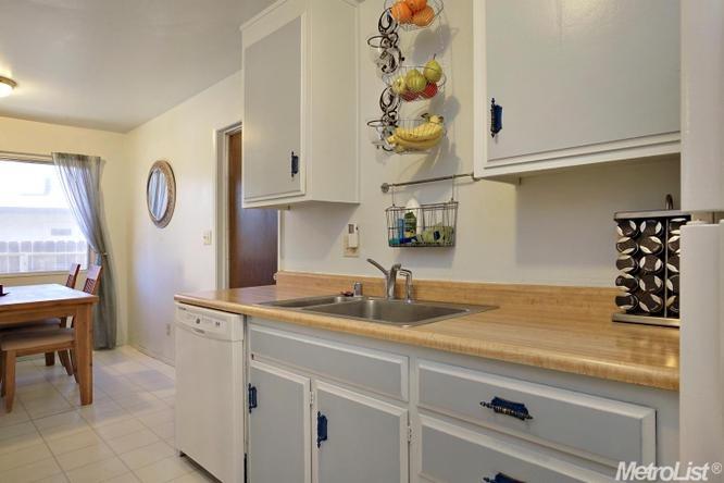 2325 Clemson Dr, Davis, CA 95616 photo 7