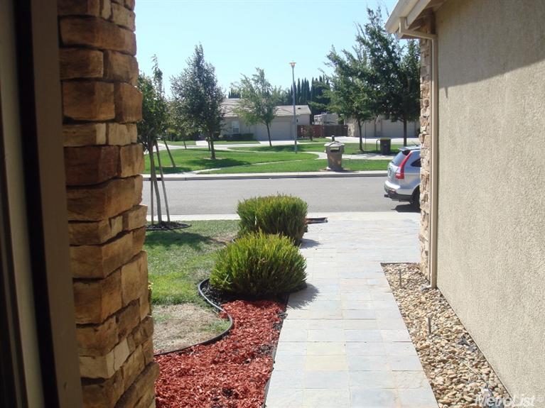 2209 Hearth, Manteca, CA 95337 photo 5