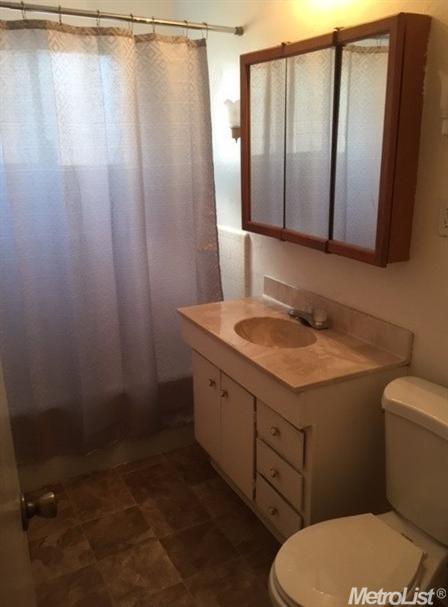 12843 Eberhard Rd, Lodi, CA 95240 photo 13