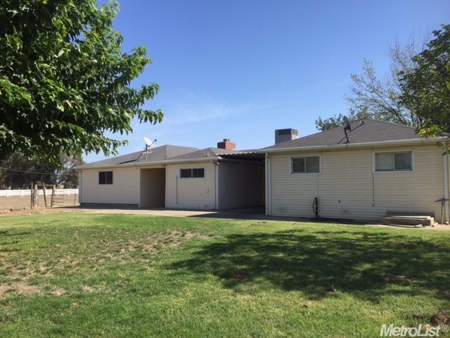 12843 Eberhard Rd, Lodi, CA 95240 photo 2