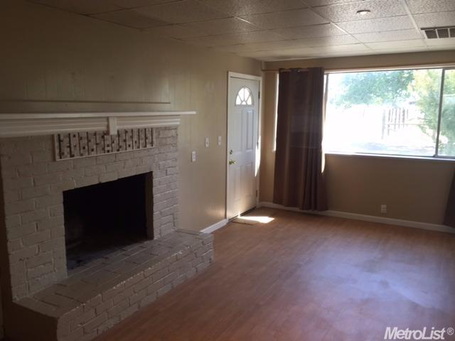 12843 Eberhard Rd, Lodi, CA 95240 photo 3