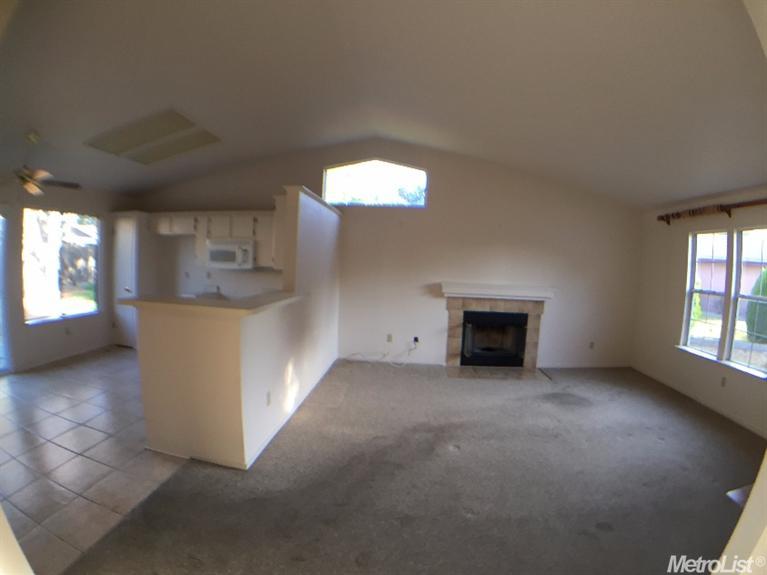 425 Beufort Ct, Modesto, CA 95357 photo 13