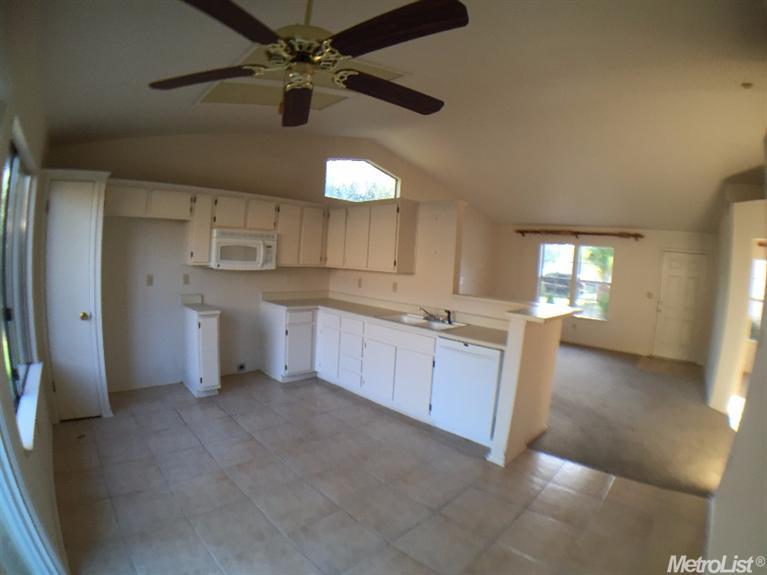 425 Beufort Ct, Modesto, CA 95357 photo 18