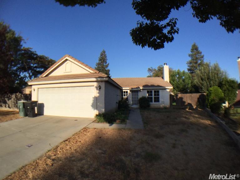 425 Beufort Ct, Modesto, CA 95357 photo 1