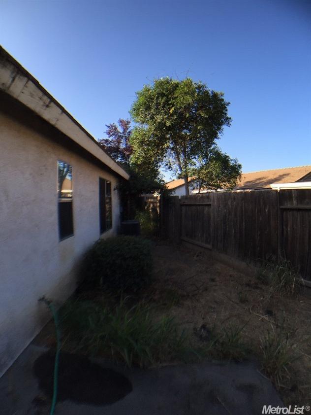 425 Beufort Ct, Modesto, CA 95357 photo 19