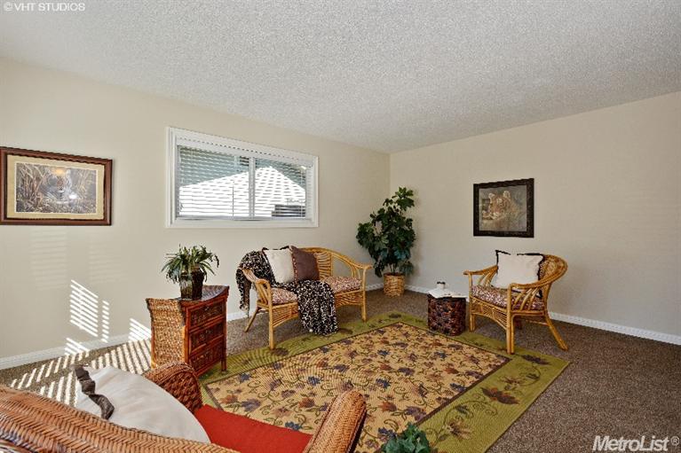 1503 Union Dr, Davis, CA 95616 photo 4