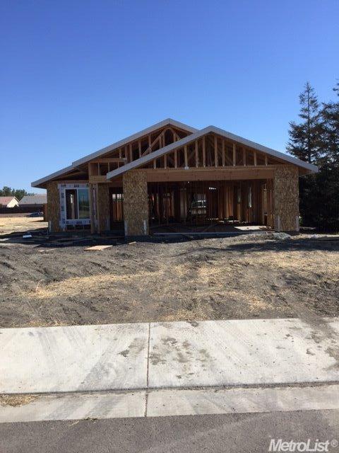729 Moore, Dos Palos, CA 93620 photo 1