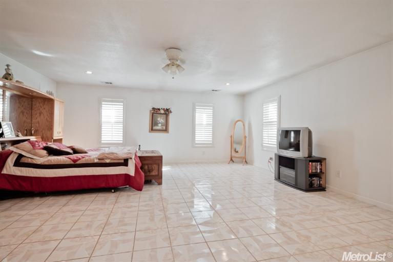 3924 Moore Rd, Ceres, CA 95307 photo 17