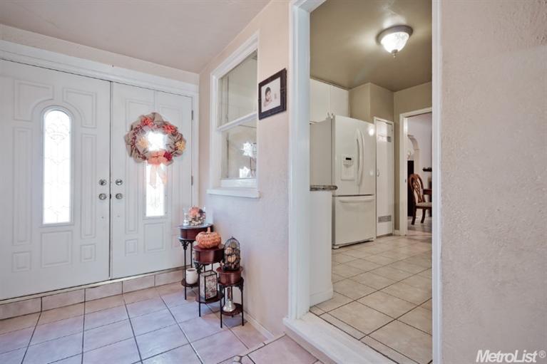 3924 Moore Rd, Ceres, CA 95307 photo 2