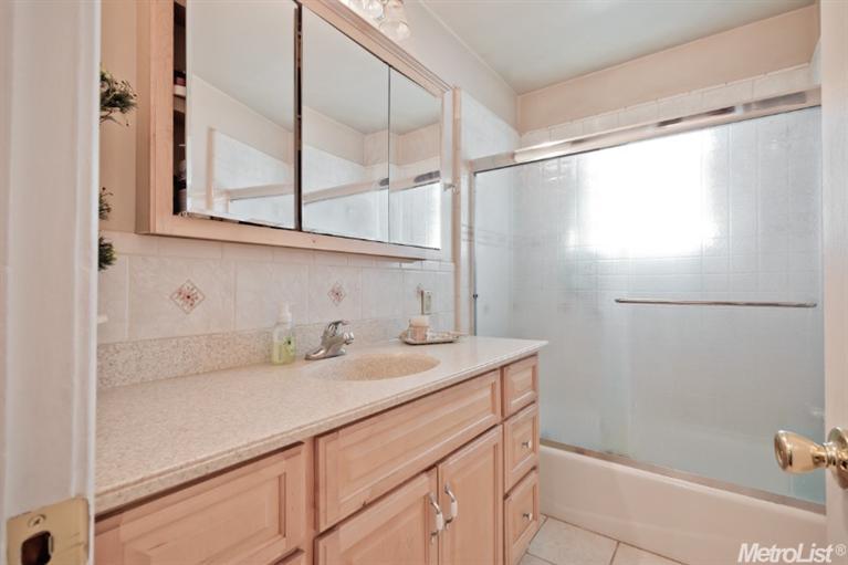 3924 Moore Rd, Ceres, CA 95307 photo 12