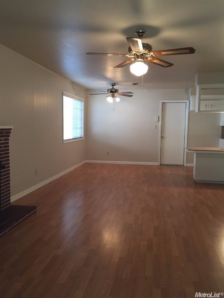 2209 Jackson St, Lodi, CA 95242 photo 4