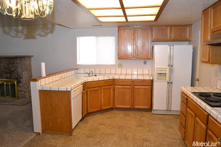3512 Akeby Dr, Modesto, CA 95356 photo 4