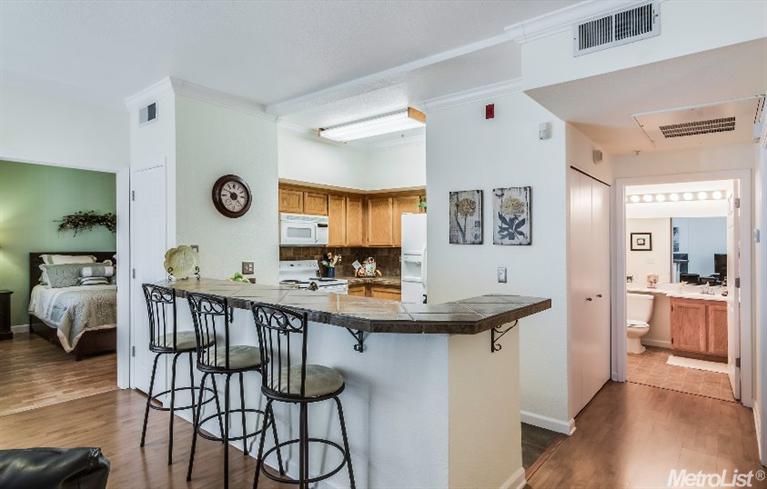 303 E Beachcomber Dr, Rocklin, CA 95677 photo 7