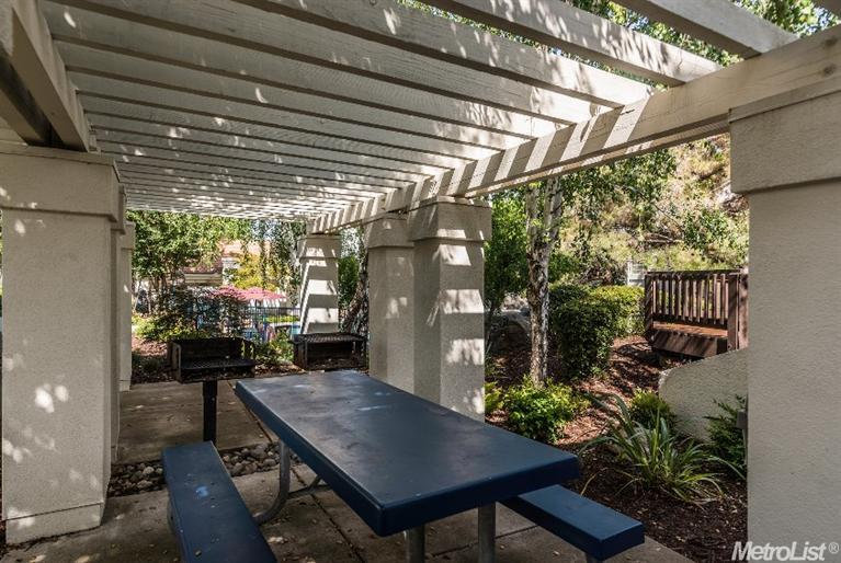 303 E Beachcomber Dr, Rocklin, CA 95677 photo 23