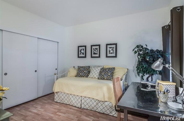 303 E Beachcomber Dr, Rocklin, CA 95677 photo 11