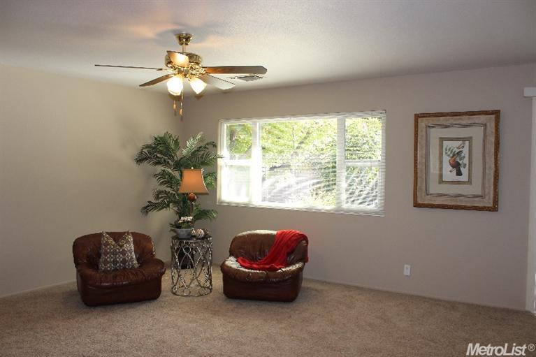 2918 Temple Dr, Davis, CA 95618 photo 5