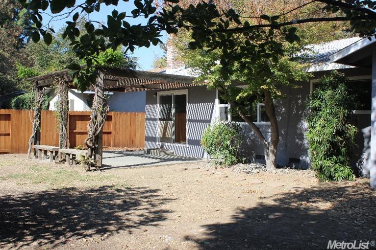2918 Temple Dr, Davis, CA 95618 photo 9
