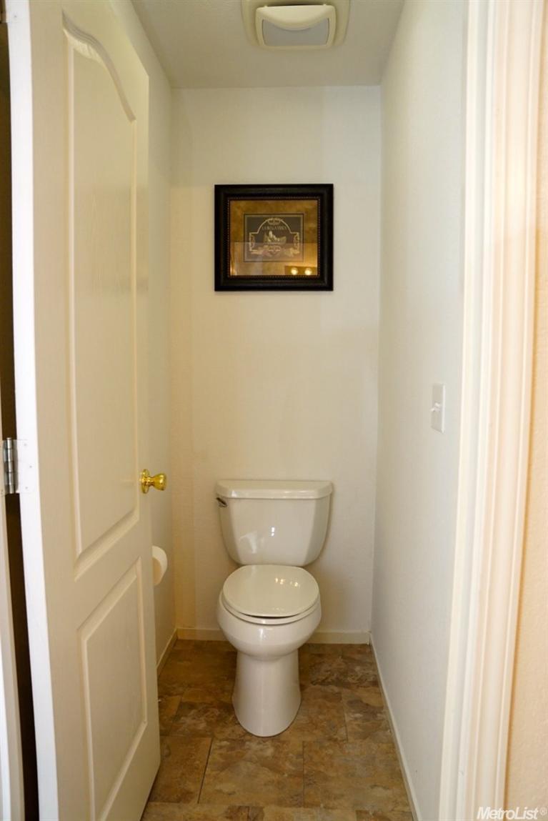 2003 Nushake Way, Manteca, CA 95336 photo 9
