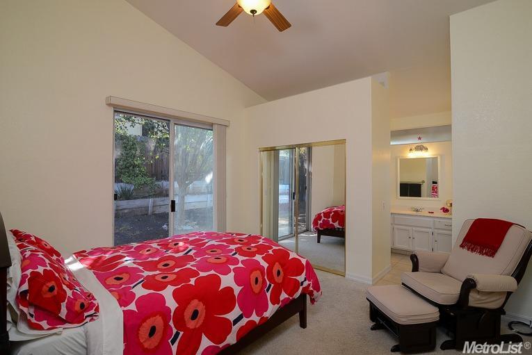 8416 Falcon View Dr, Antelope, CA 95843 photo 12