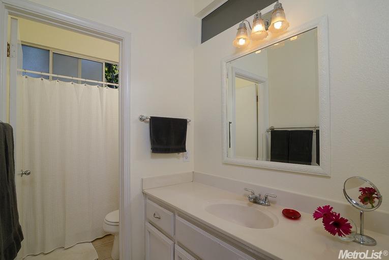 8416 Falcon View Dr, Antelope, CA 95843 photo 14