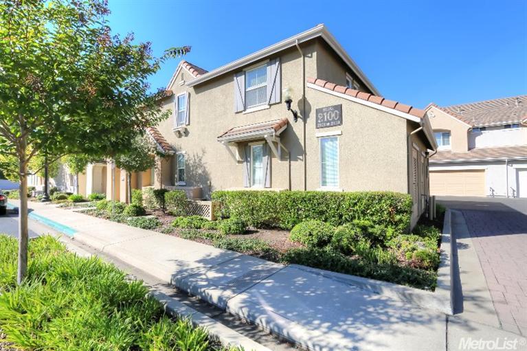 2101 Esplanade Cir, Folsom, CA 95630 photo 2