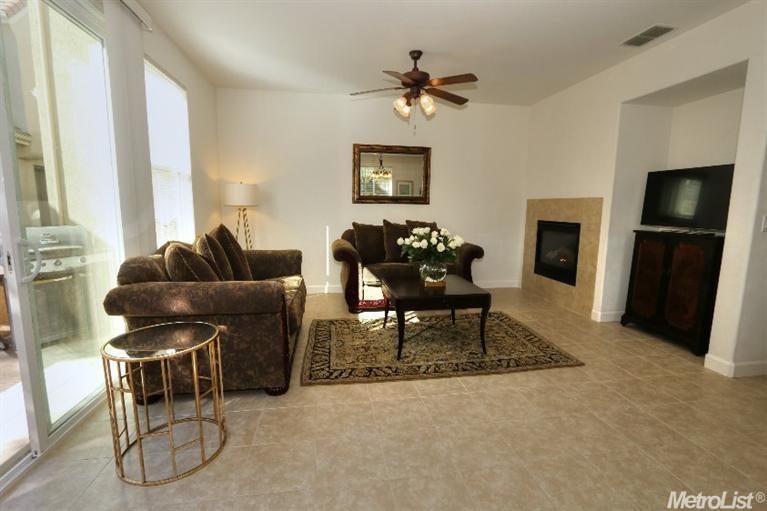 2101 Esplanade Cir, Folsom, CA 95630 photo 13