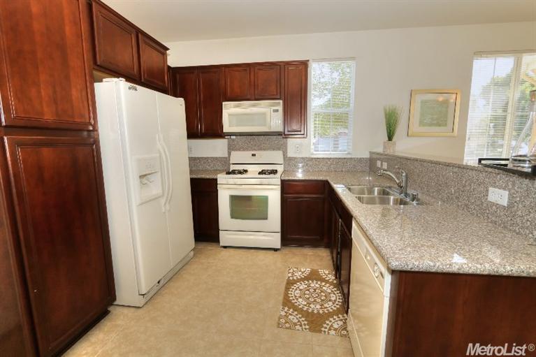 2101 Esplanade Cir, Folsom, CA 95630 photo 7