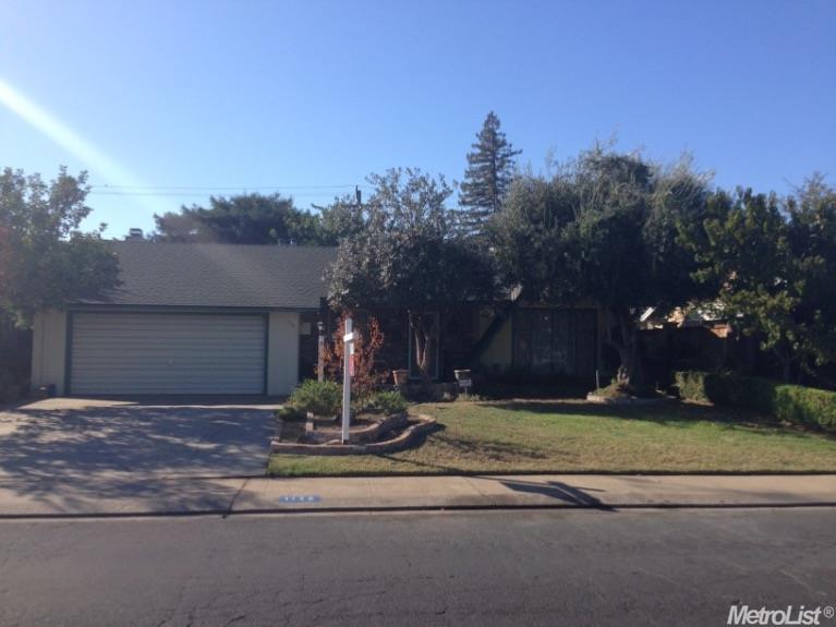 1136 Mt Vernon, Modesto, CA 95350 photo 1