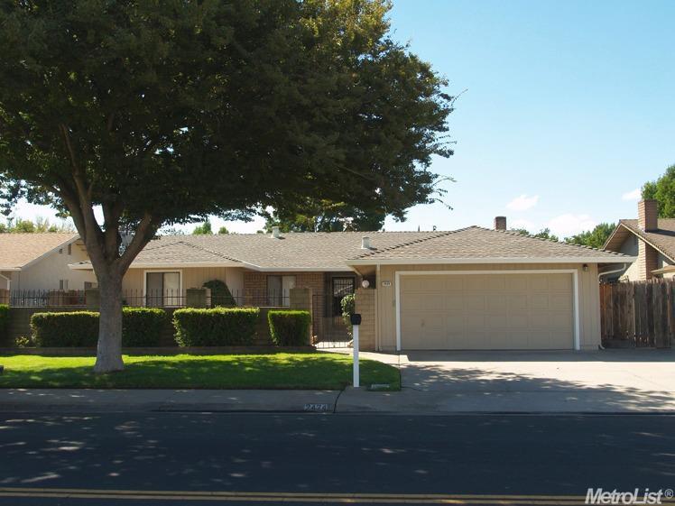 2424 Peppermint, Modesto, CA 95355 photo 1