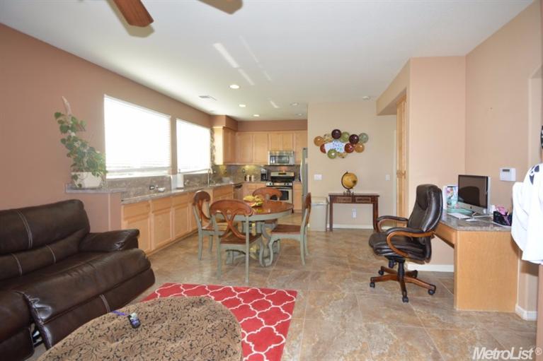 2134 Devin Ct, Tracy, CA 95376 photo 3