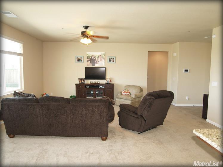 1824 Palermo Dr, Hughson, CA 95326 photo 4