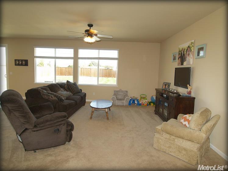 1824 Palermo Dr, Hughson, CA 95326 photo 5