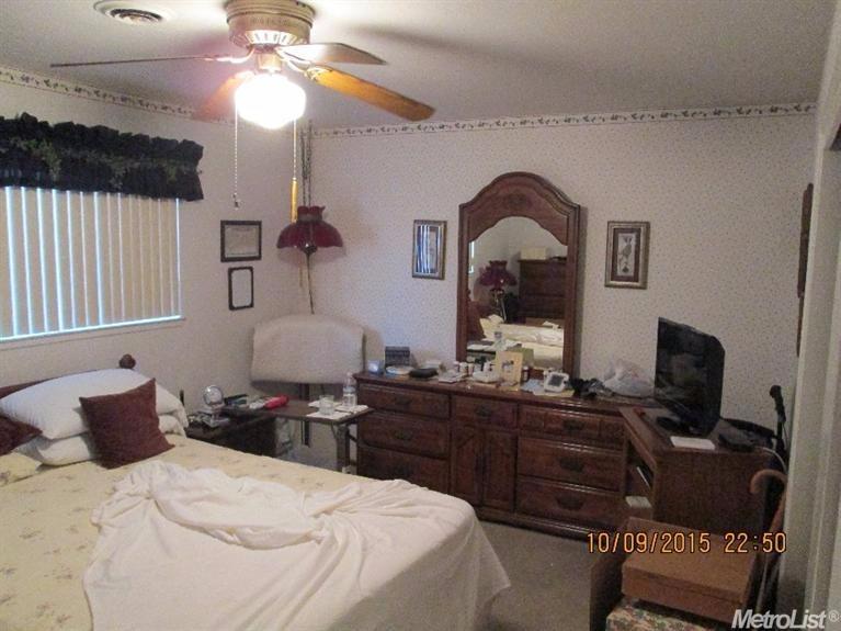 2105 Cardinal Dr, Ceres, CA 95307 photo 4